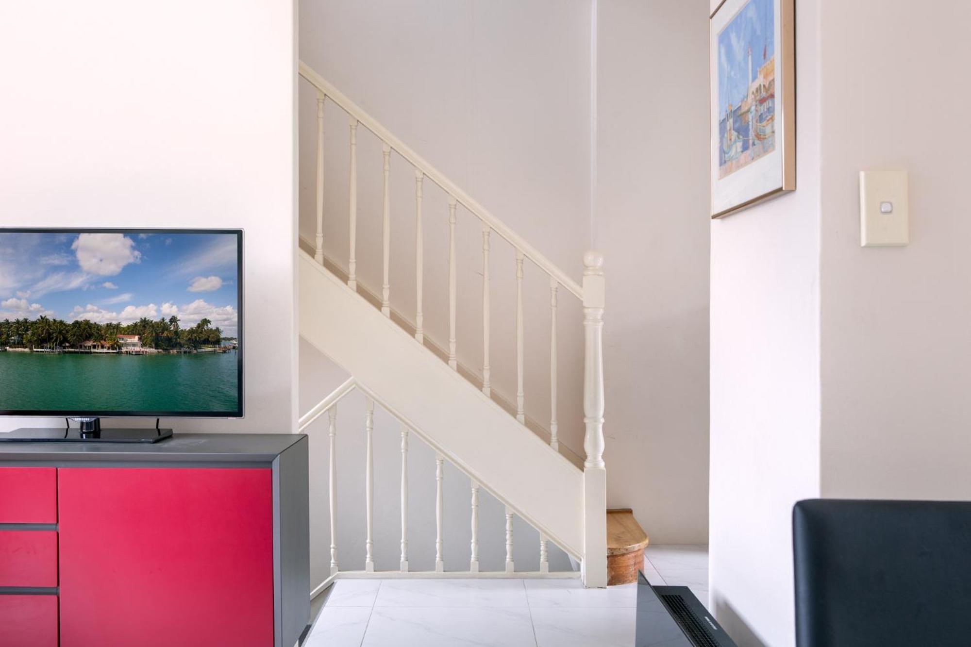 Spacious 3-Bed Townhouse In Stylish Balmain 悉尼 外观 照片